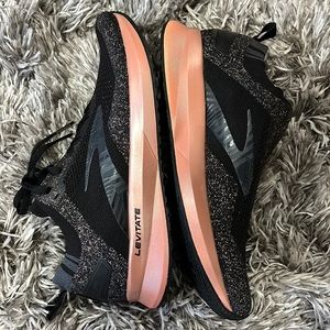 Brooks black and pink levitate running shoes size 8 new with out tags.